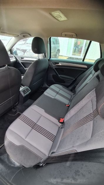 VOLKSWAGEN Golf VII - 1.6 TDI Allstar Bluemotion 110ch