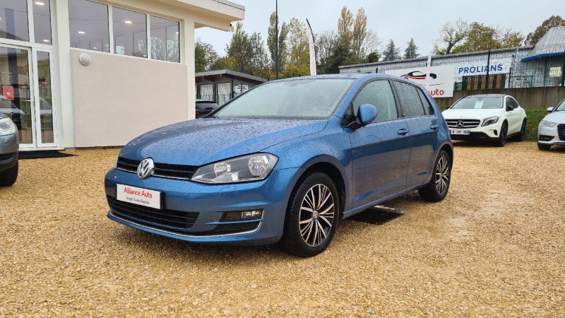 VOLKSWAGEN Golf VII - 1.6 TDI Allstar Bluemotion 110ch