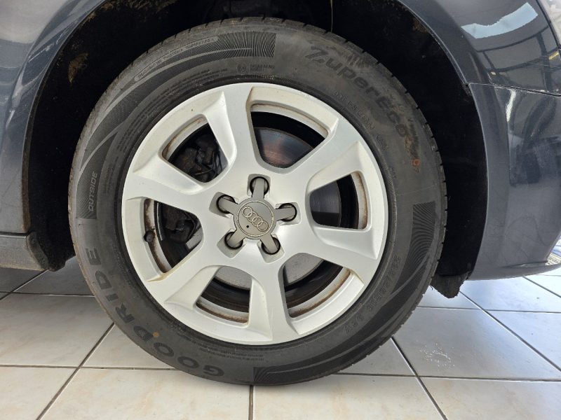 AUDI A4  2.0 TDI - 16V TURBO 143CH ANNEE 2009 202000KM