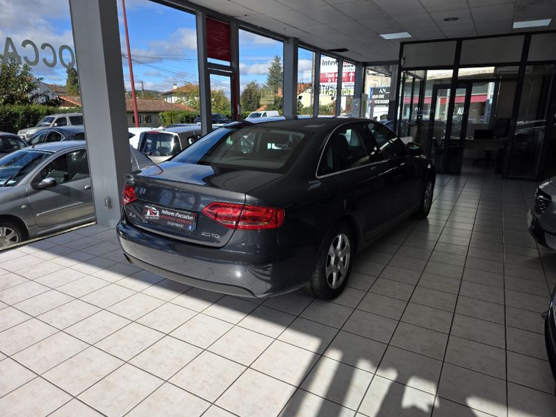 AUDI A4  2.0 TDI - 16V TURBO 143CH ANNEE 2009 202000KM