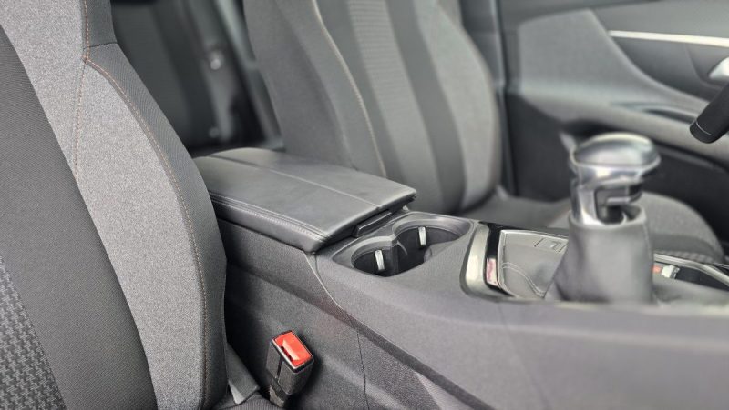 PEUGEOT 3008 1.5L BLUE HDI - 130 CV ACTIVE BUSINESS 2021