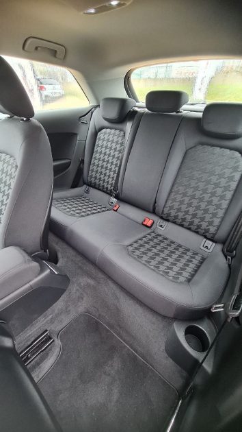 AUDI A3 - 1.6 TDi Attraction 105ch