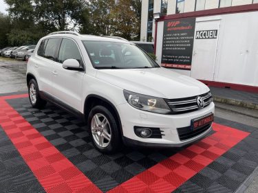 VOLKSWAGEN TIGUAN 2.0 TDI 140CH  4 MOTION       GARANTIE 3/12 MOIS 2013