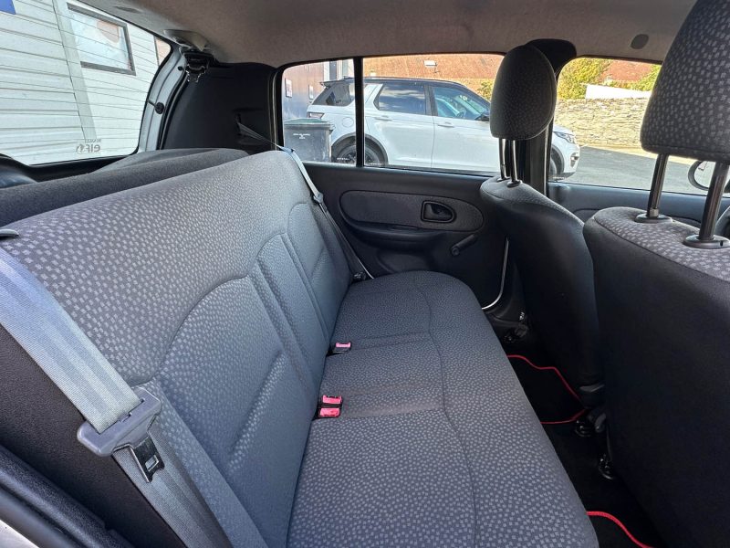 RENAULT CLIO CAMPUS EVOLUTION AUTHENTIQUE 1.2  