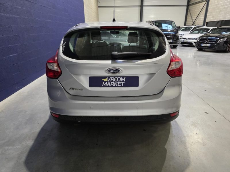FORD FOCUS 1.6 TDCi 115ch / SUIVI COMPLET / DISTRI OK