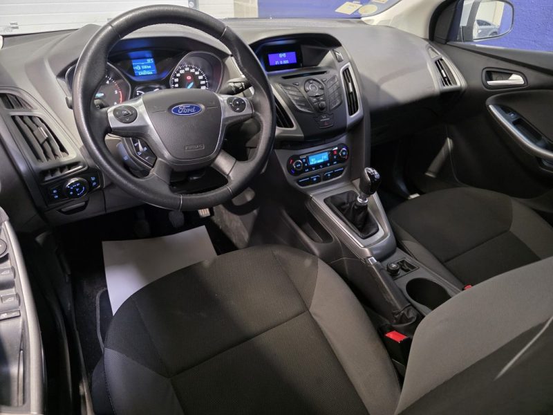 FORD FOCUS 1.6 TDCi 115ch / SUIVI COMPLET / DISTRI OK