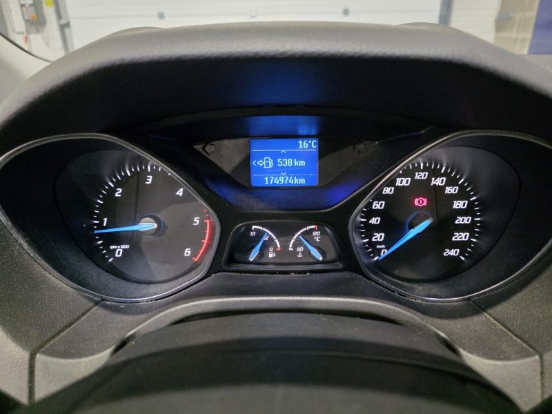 FORD FOCUS 1.6 TDCi 115ch / SUIVI COMPLET / DISTRI OK