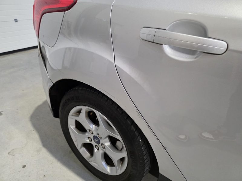 FORD FOCUS 1.6 TDCi 115ch / SUIVI COMPLET / DISTRI OK