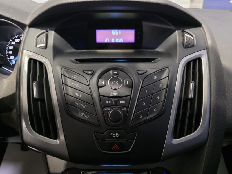 FORD FOCUS 1.6 TDCi 115ch / SUIVI COMPLET / DISTRI OK