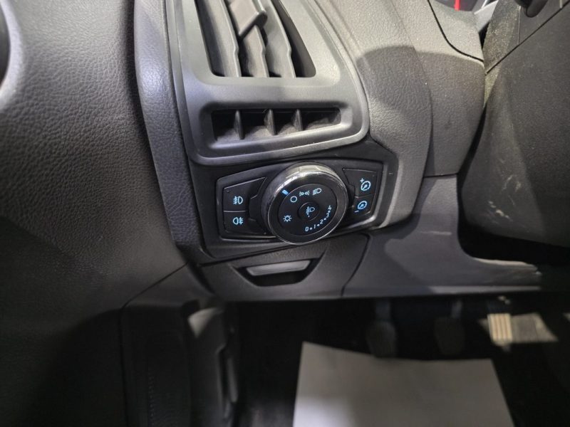 FORD FOCUS 1.6 TDCi 115ch / SUIVI COMPLET / DISTRI OK