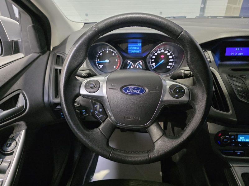 FORD FOCUS 1.6 TDCi 115ch / SUIVI COMPLET / DISTRI OK