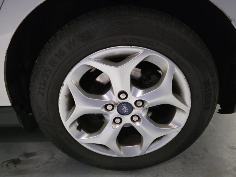 FORD FOCUS 1.6 TDCi 115ch / SUIVI COMPLET / DISTRI OK