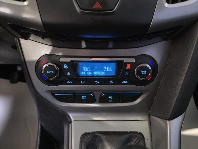 FORD FOCUS 1.6 TDCi 115ch / SUIVI COMPLET / DISTRI OK