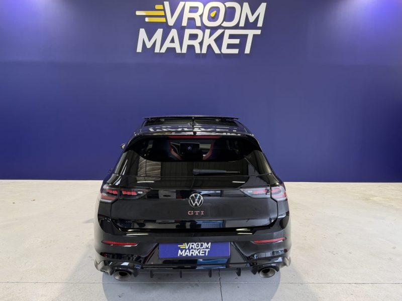 VOLKSWAGEN GOLF 8.5 GTI CLUBSPORT  PACK PERF / LIGNE AKRA / TOIT OUVRANT / HARMAN KARDON  