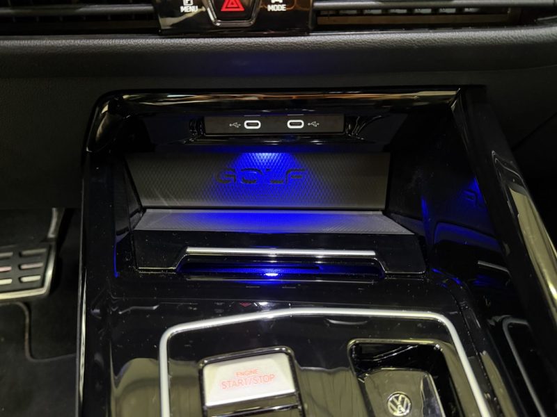 VOLKSWAGEN GOLF 8.5 GTI CLUBSPORT  PACK PERF / LIGNE AKRA / TOIT OUVRANT / HARMAN KARDON  