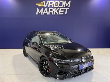 VOLKSWAGEN GOLF 8.5 GTI CLUBSPORT  PACK PERF / LIGNE AKRA / TOIT OUVRANT / HARMAN KARDON  