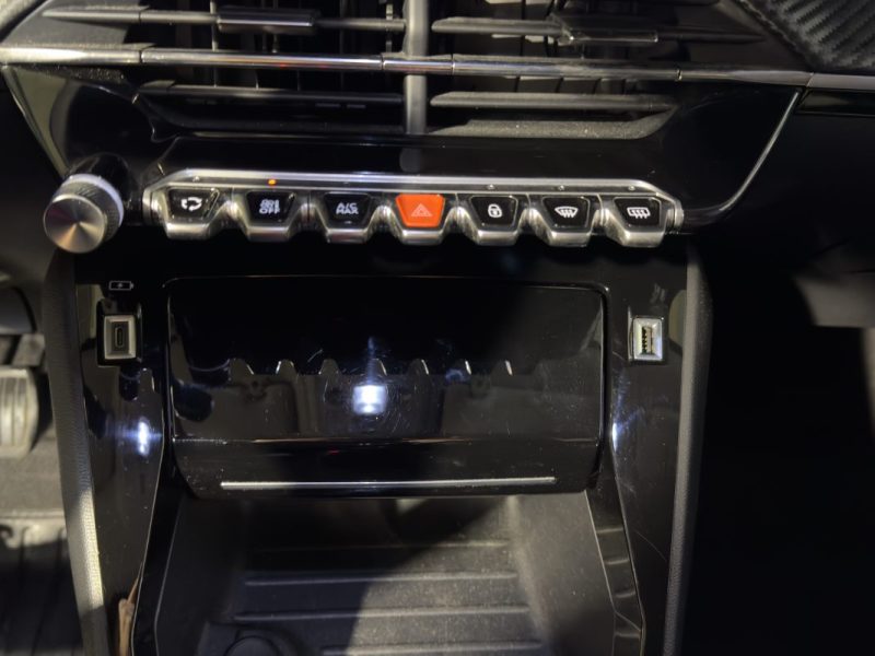 PEUGEOT 2008 1.5HDI 110ch S&S BVM6 Allure / CARPLAY / FEU LED / 