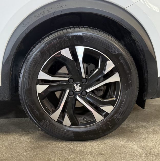 PEUGEOT 2008 1.5HDI 110ch S&S BVM6 Allure / CARPLAY / FEU LED / 