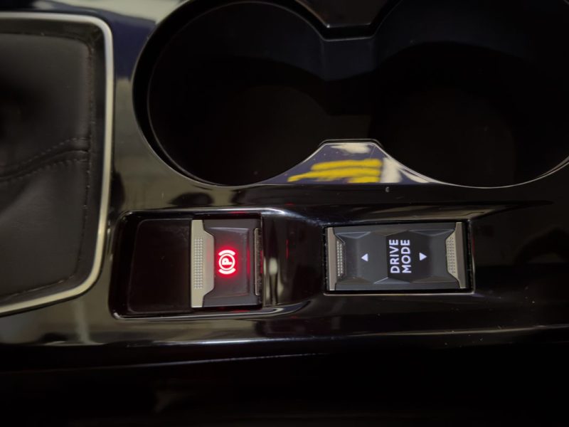 PEUGEOT 2008 1.5HDI 110ch S&S BVM6 Allure / CARPLAY / FEU LED / 