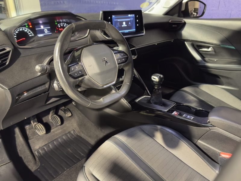 PEUGEOT 2008 1.5HDI 110ch S&S BVM6 Allure / CARPLAY / FEU LED / 