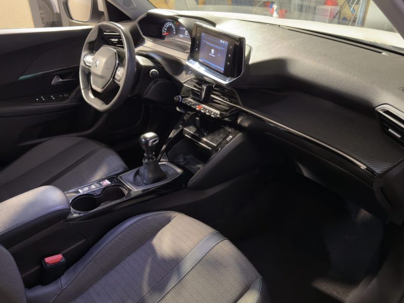 PEUGEOT 2008 1.5HDI 110ch S&S BVM6 Allure / CARPLAY / FEU LED / 