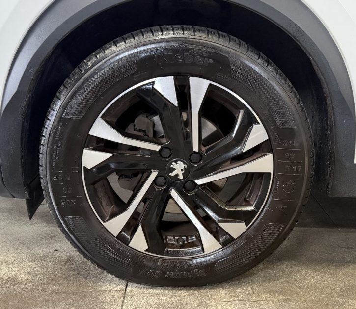 PEUGEOT 2008 1.5HDI 110ch S&S BVM6 Allure / CARPLAY / FEU LED / 