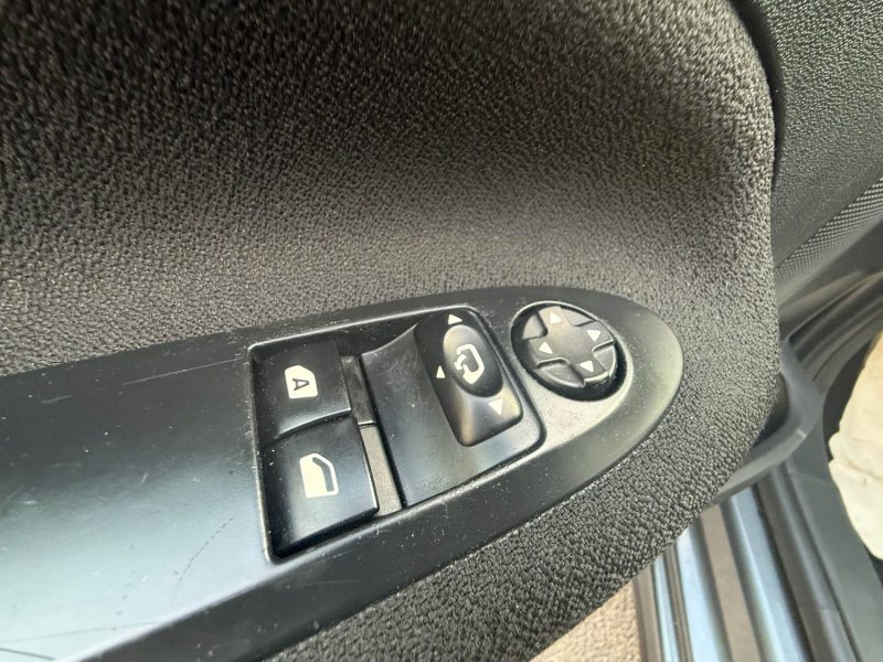 CITROEN DS3 PHASE 2 1.6 HDI 92CV BOITE AUTOMATIQUE SO CHIC 2015