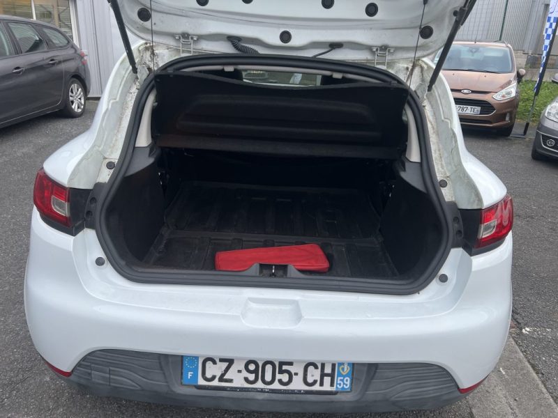RENAULT CLIO IV SOCIETE 1.5 DCI 75 GENERIQUE 2013