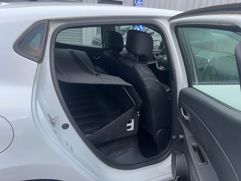 RENAULT CLIO IV SOCIETE 1.5 DCI 75 GENERIQUE 2013