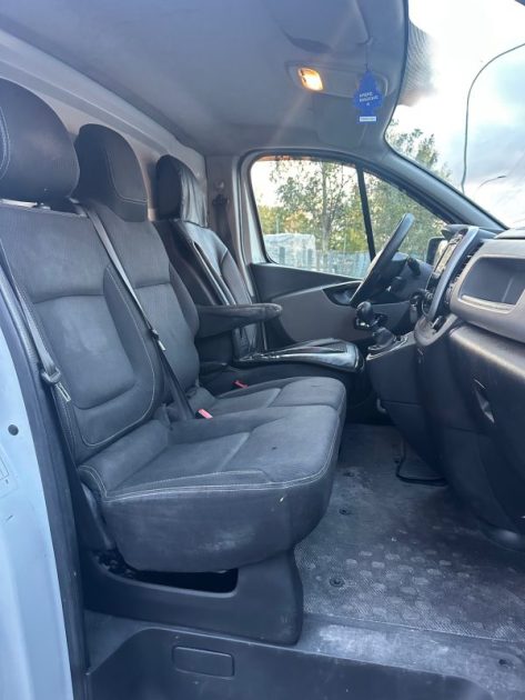 RENAULT TRAFIC 3  L2H1 1200 1.6 DCI 125CV ENERGY GRAND CONFORT EURO6 2018