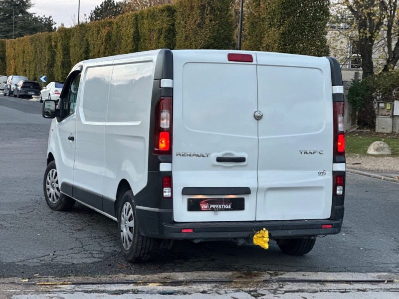 RENAULT TRAFIC 3  L2H1 1200 1.6 DCI 125CV ENERGY GRAND CONFORT EURO6 2018