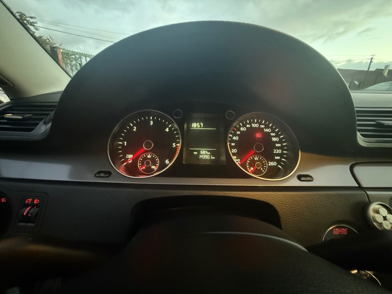 VOLKSWAGEN PASSAT 2.0 TDI 140CV BOITE AUTOMATIQUE DSG6 2011