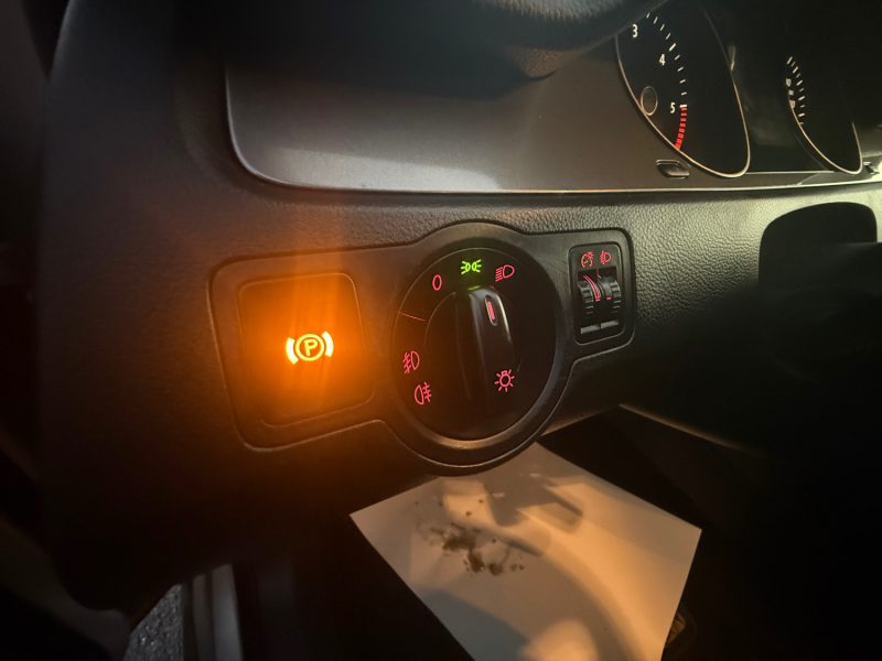 VOLKSWAGEN PASSAT 2.0 TDI 140CV BOITE AUTOMATIQUE DSG6 2011