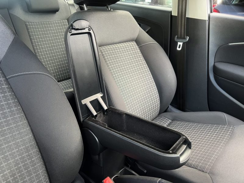 VOLKSWAGEN POLO5 V PHASE 2 1.2 TSI 90 Cv 1ERE MAIN / BOITE AUTOMATIQUE CRIT AIR 1 - GARANTIE 1 AN