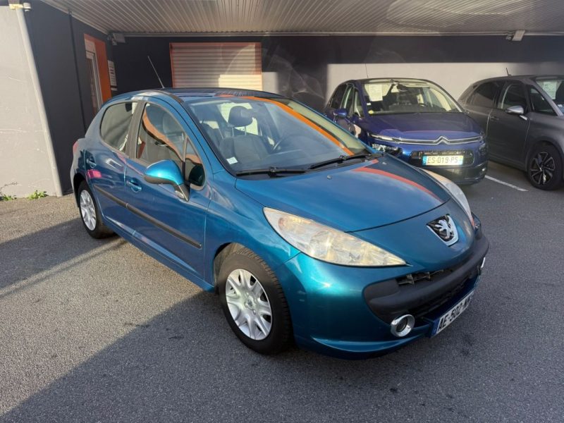 PEUGEOT 207 1.6 HDI 90CV EXECUTIVE 
