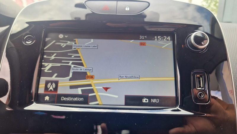 RENAULT CLIO 0.9 L TCE 90 CH BUSINESS 2019