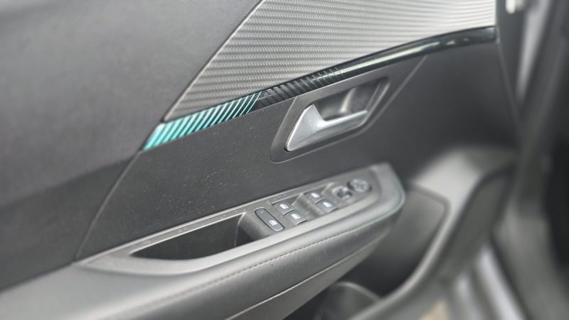 PEUGEOT 208 BLUEHDI 100 CV ALLURE 2021