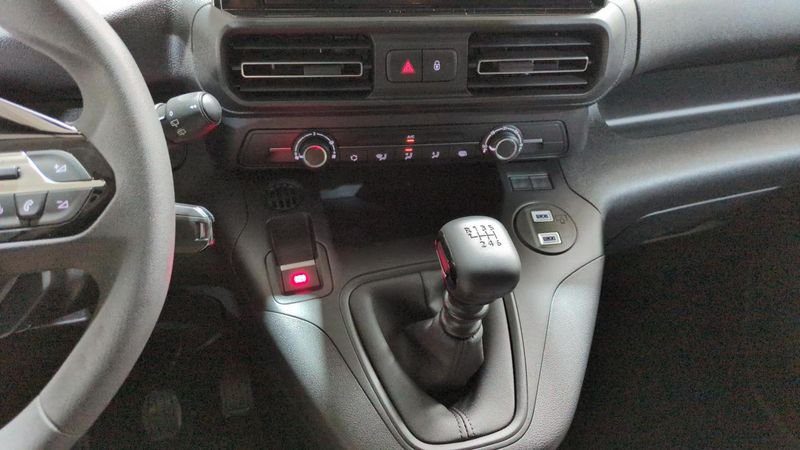 Peugeot Partner fourgon M 650 kg bluehdi 100 s&s bvm6 3pl + cabine extenso + mirror screen