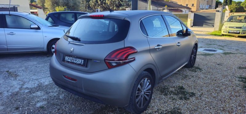 PEUGEOT 208 1.2 PURETECH 110CH ALLURE S&S 5P 2016