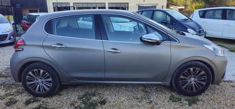 PEUGEOT 208 1.2 PURETECH 110CH ALLURE S&S 5P 2016