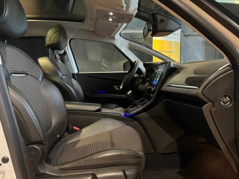 RENAULT SCENIC IV 1.3 TCE 140 BOSE EDITION / AFFICHAGE TETE HAUTE / TOIT PANORAMIQUE /  2019