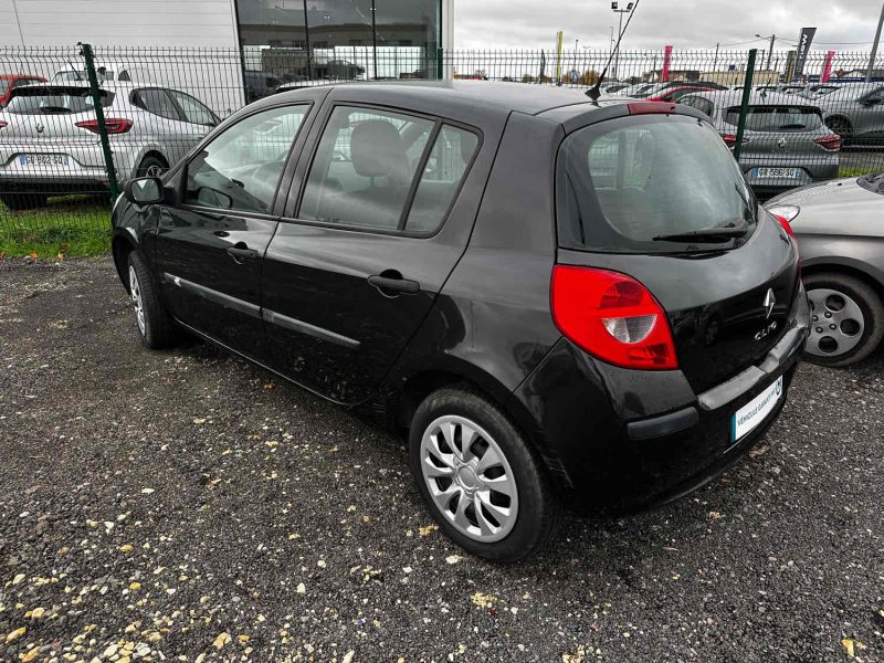 RENAULT CLIO 1.2I - 75 CV 16V 2008