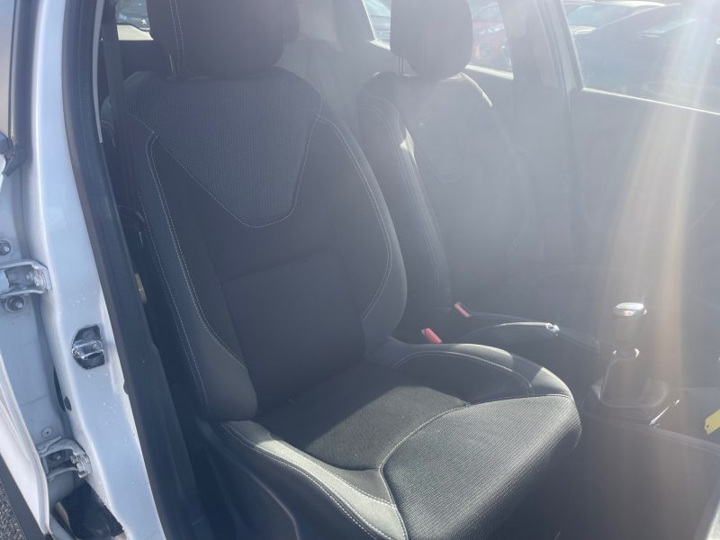 RENAULT CLIO 1.5 DCI 75CH ENERGY AIR MÉDIANAV 2017