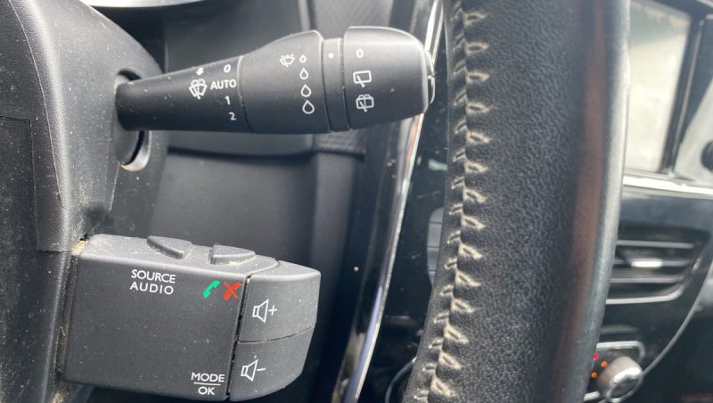 RENAULT CLIO IV ESTATE 1.5 L DCI 90 ch INTENS