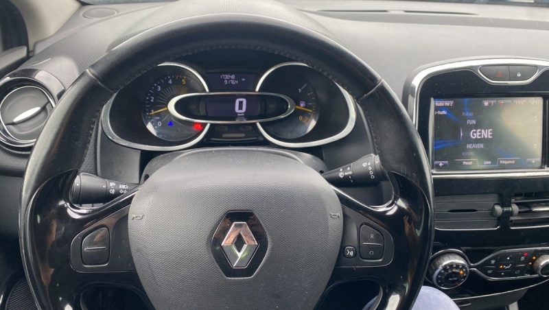 RENAULT CLIO IV ESTATE 1.5 L DCI 90 ch INTENS