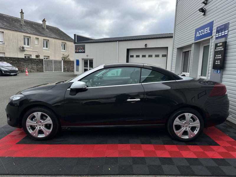 RENAULT MEGANEIII CC 1.5 DCI 110 2010