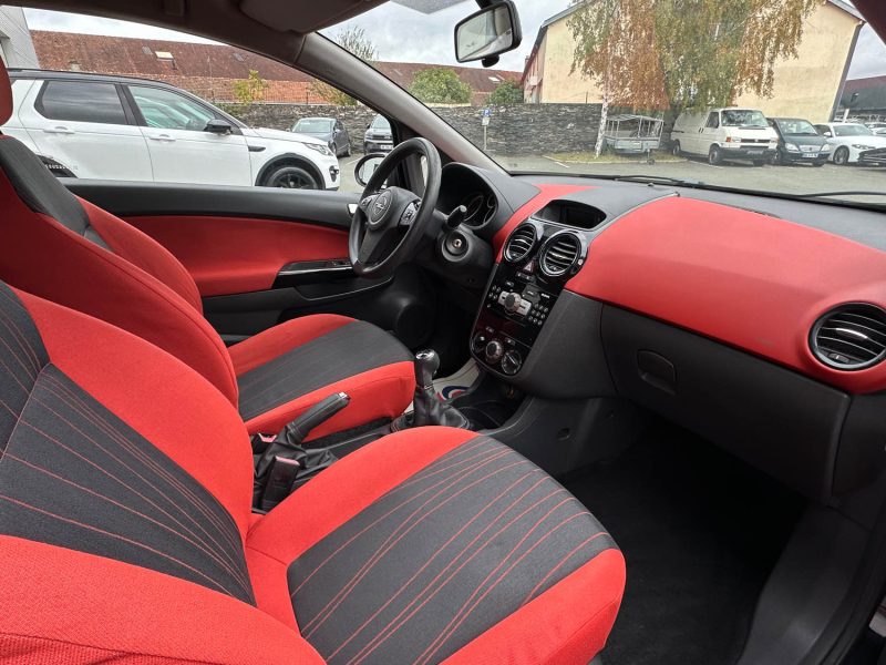 OPEL CORSA 1.2 TWINPORT 80 ESSENTIA 