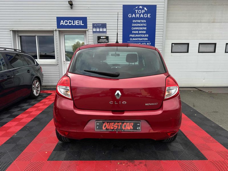 RENAULT CLIO III AUTHENTIQUE 1.5DCI 70 