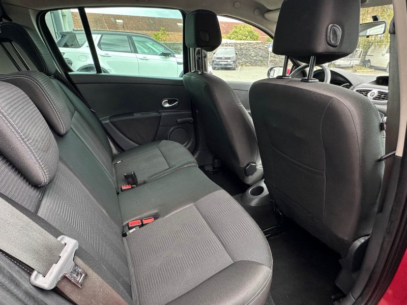 RENAULT CLIO III AUTHENTIQUE 1.5DCI 70 