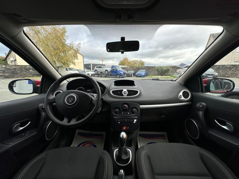 RENAULT CLIO III AUTHENTIQUE 1.5DCI 70 